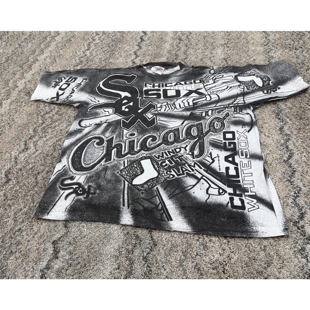 MLB (Americas Favorite) - Chicago White Sox All Over Print T-Shirt 1991